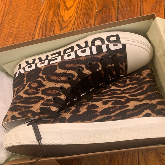 Cheetah Print Burberry Shoes - Picture 1 of 4